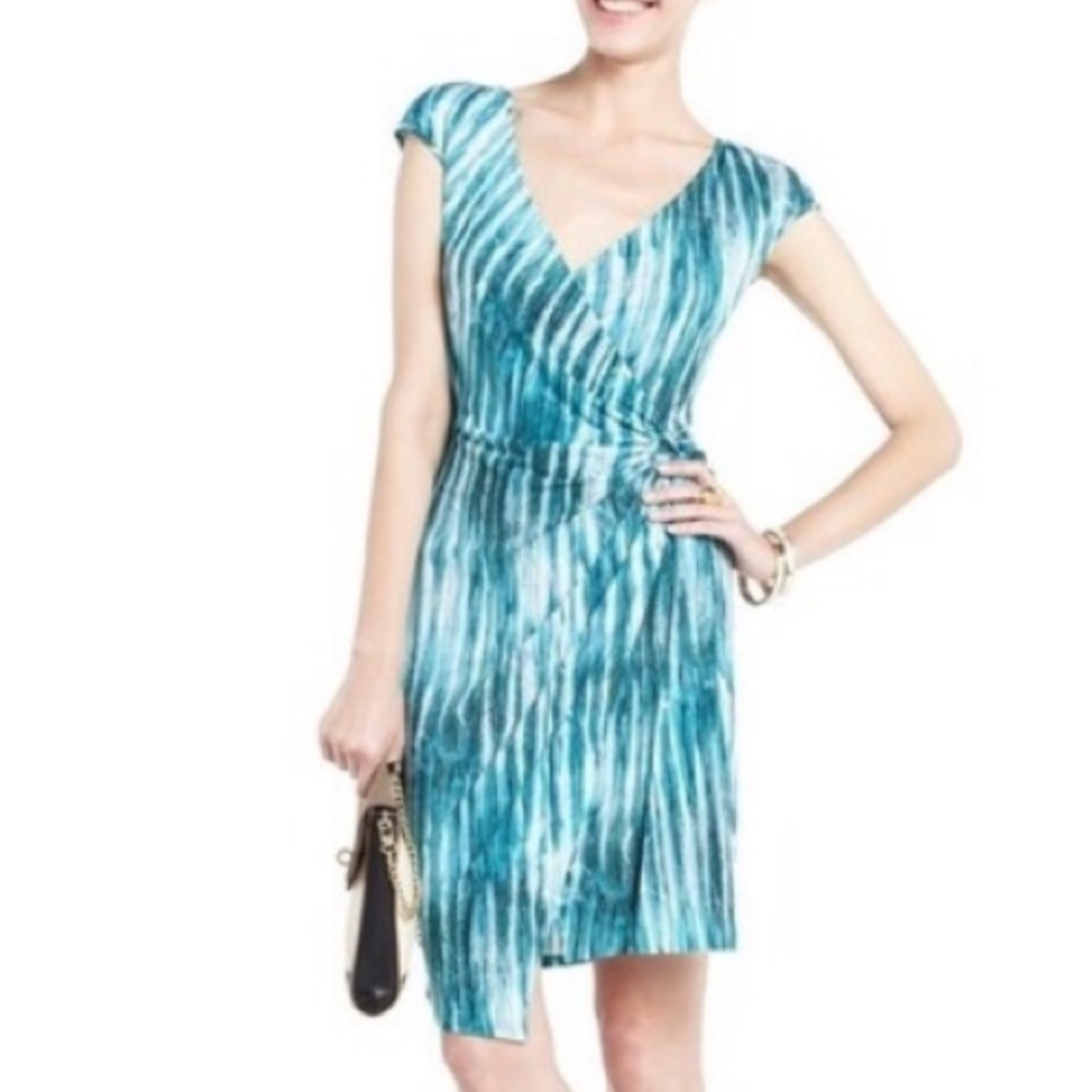 BCBG warp dress